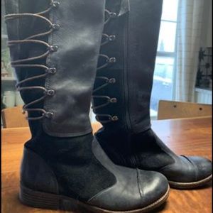 Naya women’s tall leather boots 8.5